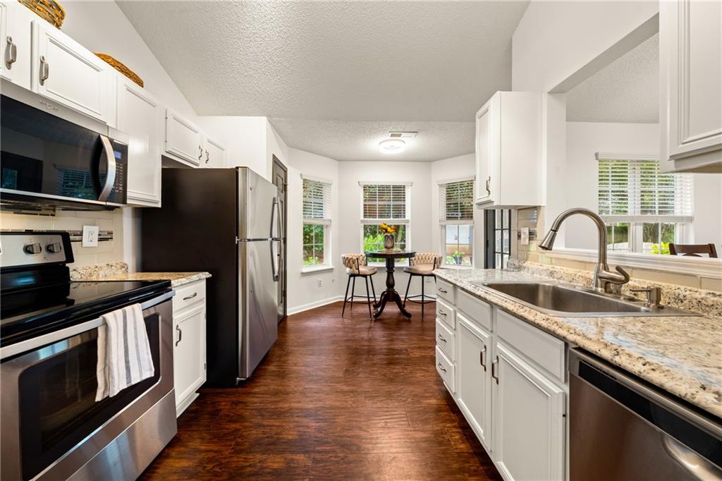 2757 Ivey Park Drive Nw Property Photo 6