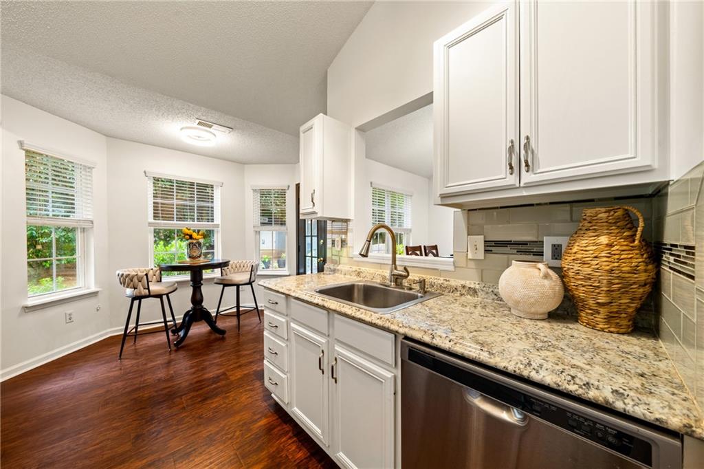 2757 Ivey Park Drive Nw Property Photo 8