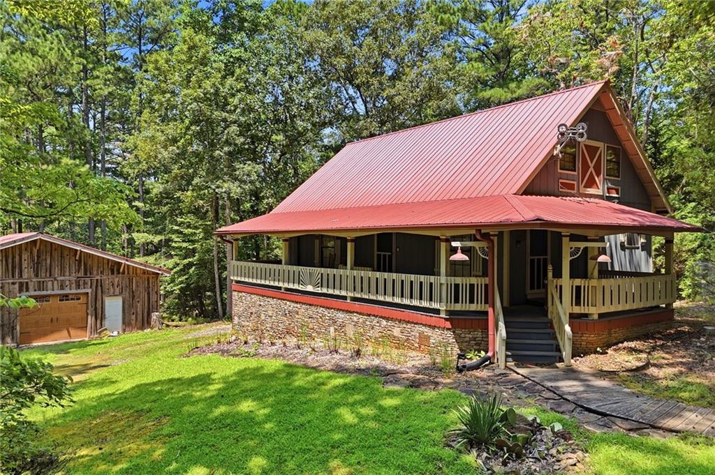 1525 Sperin Road Property Photo 6