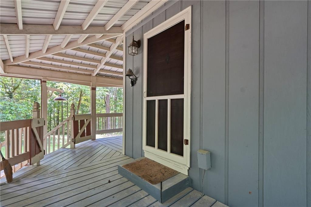 1525 Sperin Road Property Photo 12