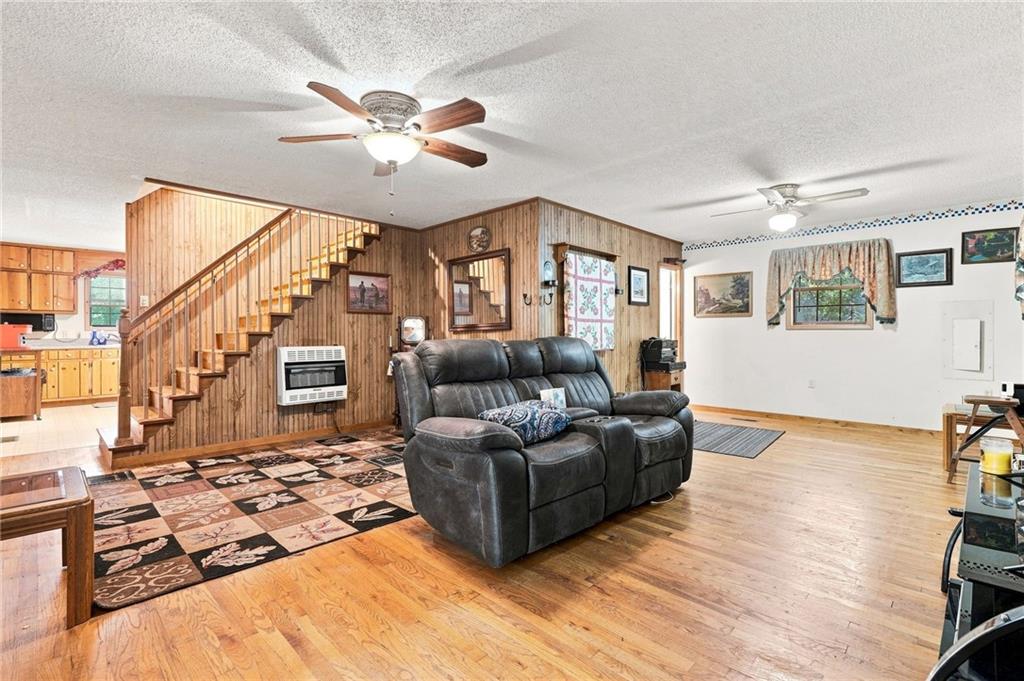 1525 Sperin Road Property Photo 13