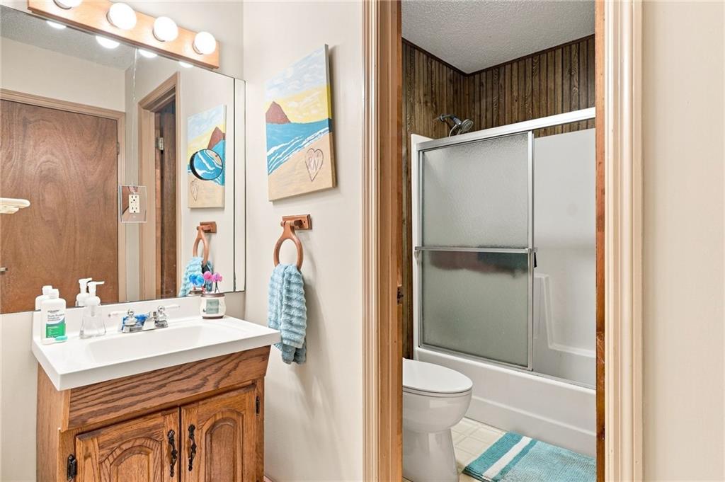 1525 Sperin Road Property Photo 27