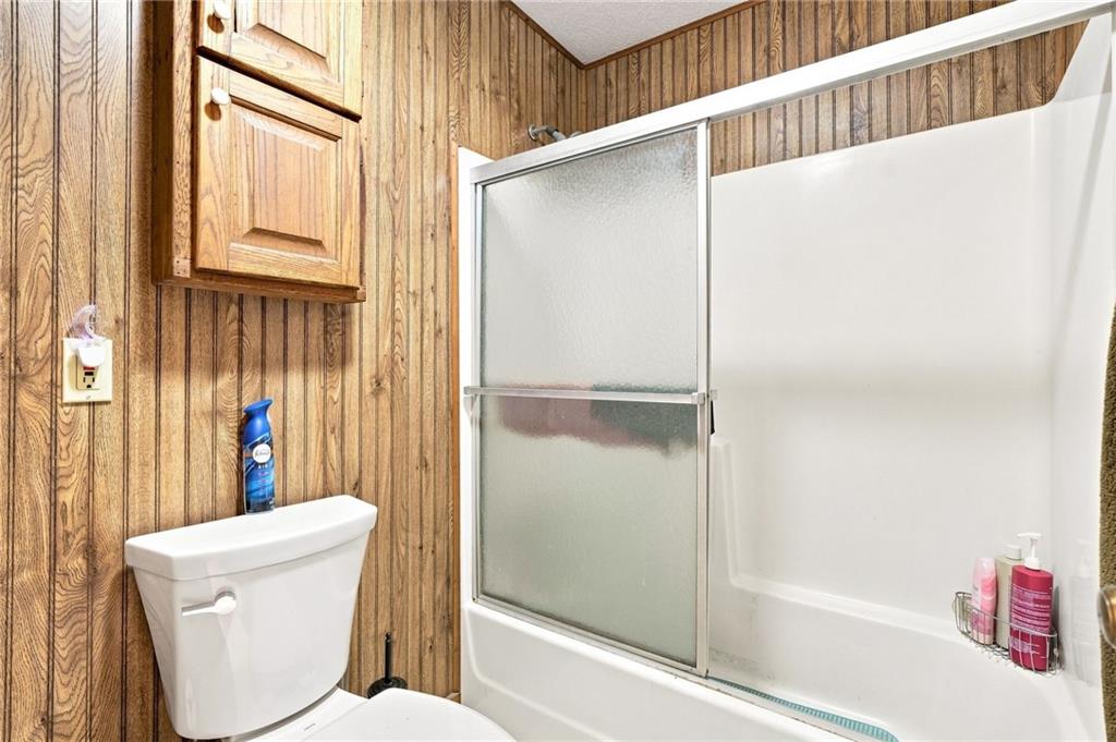 1525 Sperin Road Property Photo 28