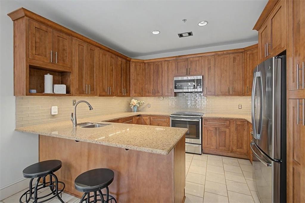 3210 Paces Mill Road Se Property Photo 4