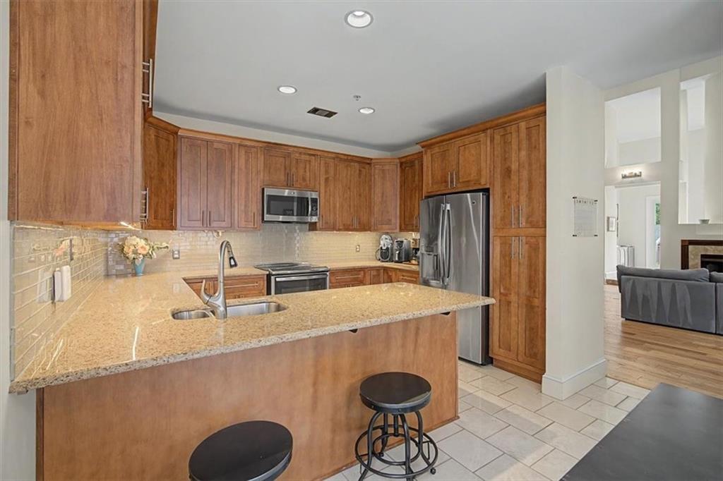 3210 Paces Mill Road Se Property Photo 10