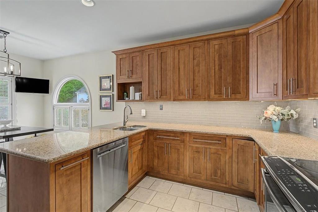 3210 Paces Mill Road Se Property Photo 11