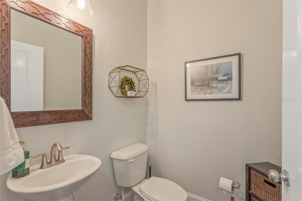 327 Carmichael Circle Property Photo 16