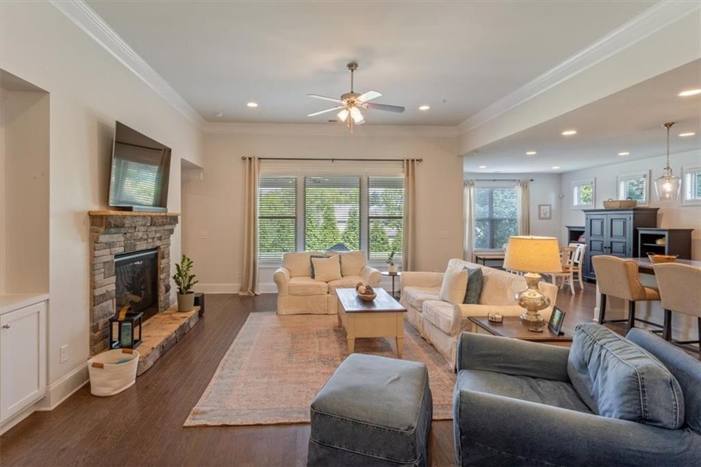 327 Carmichael Circle Property Photo 32