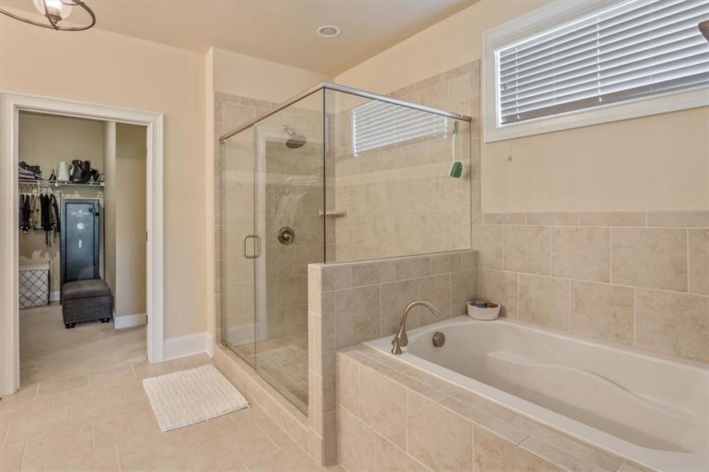 327 Carmichael Circle Property Photo 39