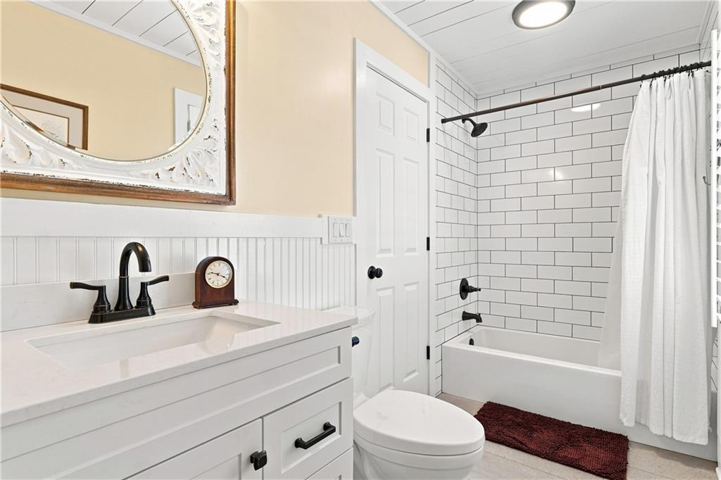 216 Mockingbird Lane Property Photo 34