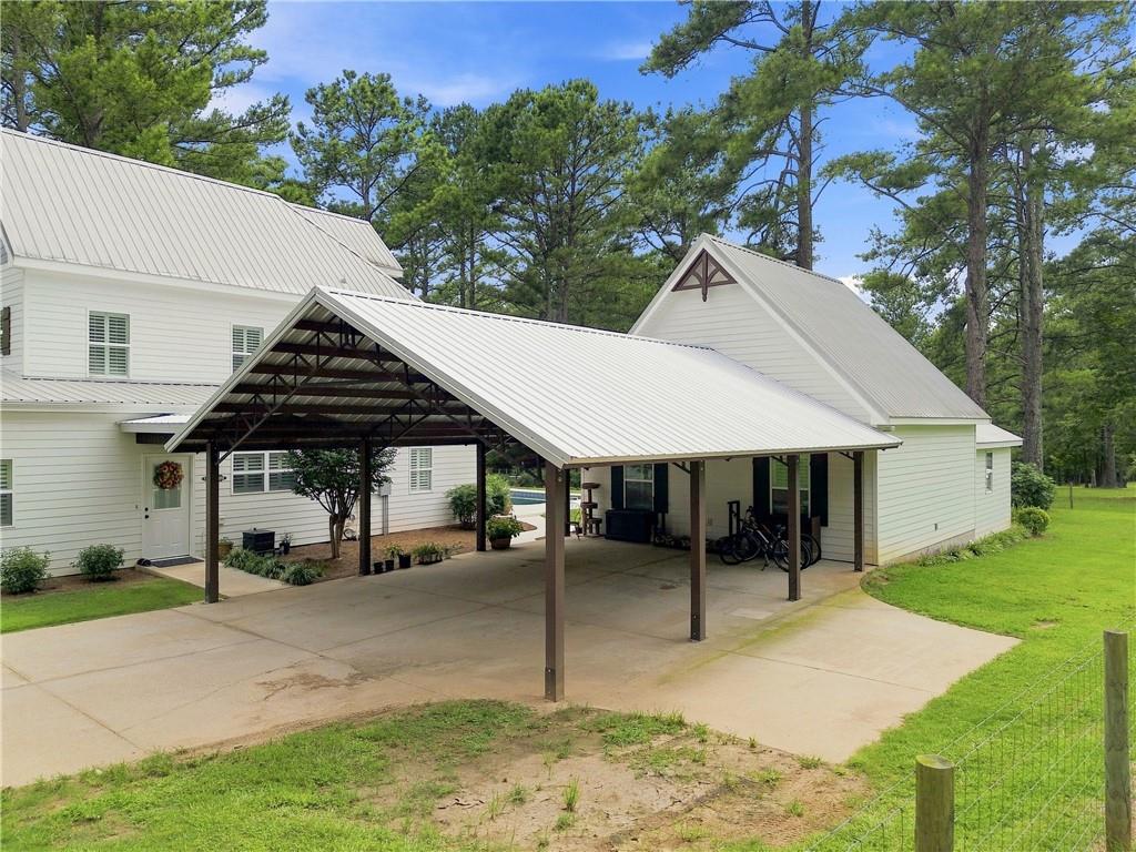 216 Mockingbird Lane Property Photo 49