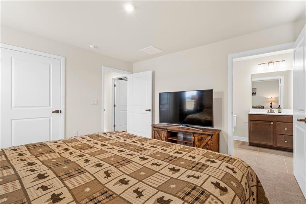 358 Oakleigh Drive Property Photo 17