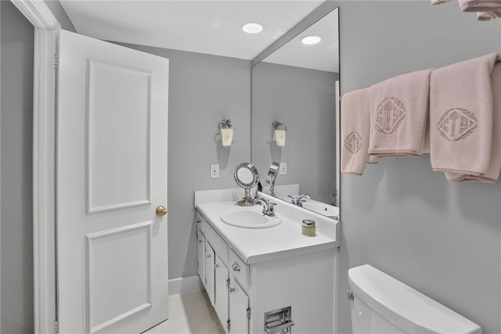 2734 Peachtree Road Nw Unit A201 Property Photo 14