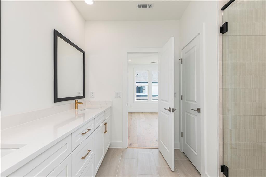 5000 Hartwell Place Property Photo 23