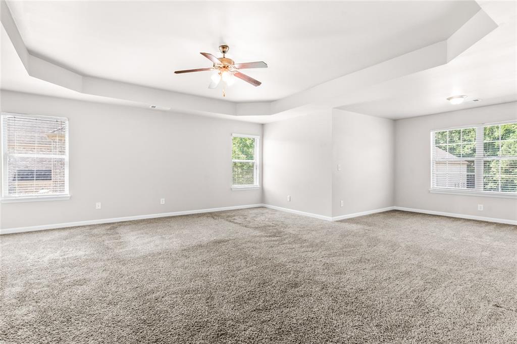 419 Live Oak Pass Property Photo 16