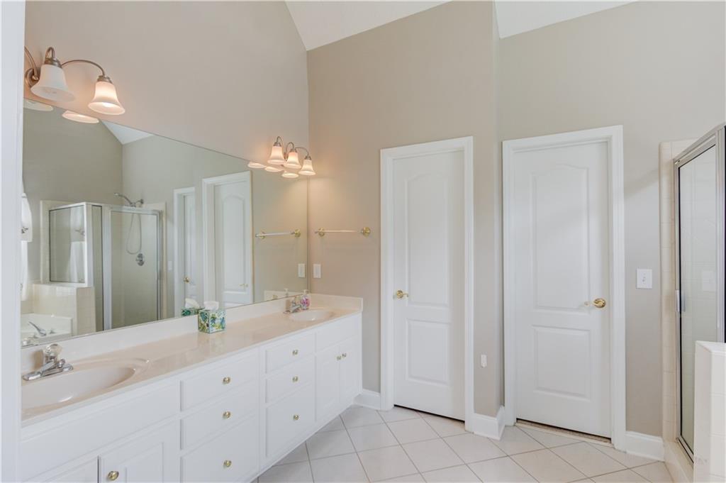 42 Dumar Lane Property Photo 24