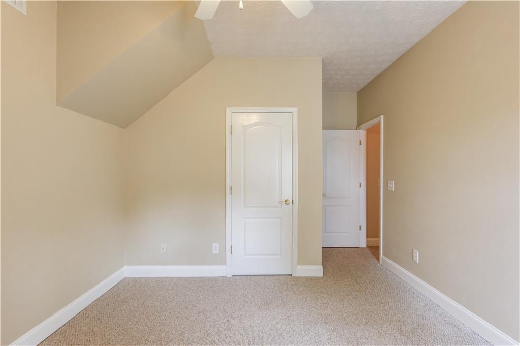 42 Dumar Lane Property Photo 30