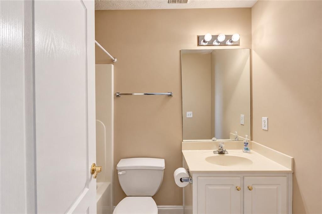 42 Dumar Lane Property Photo 35