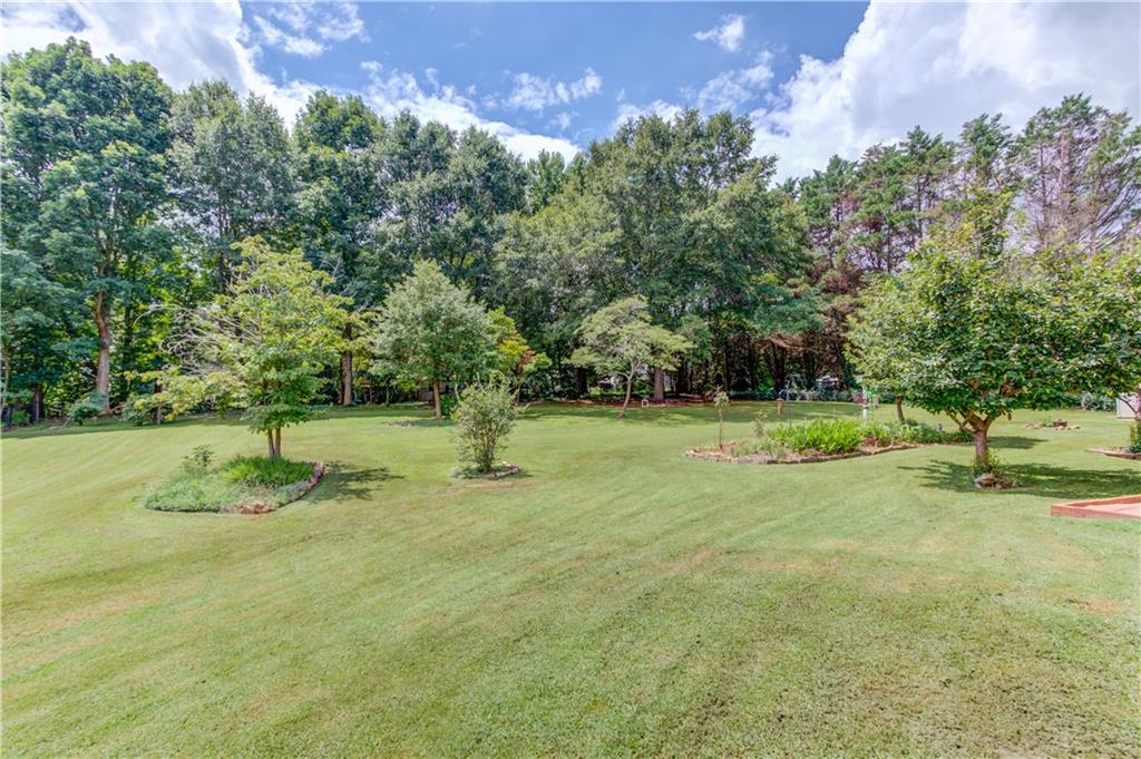 42 Dumar Lane Property Photo 49