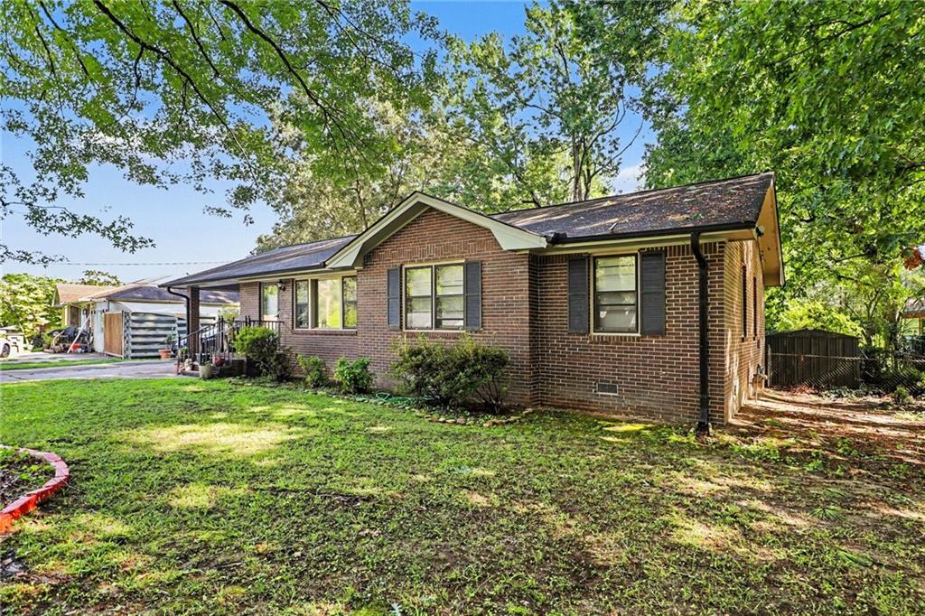 6065 Monica Drive Property Photo 7
