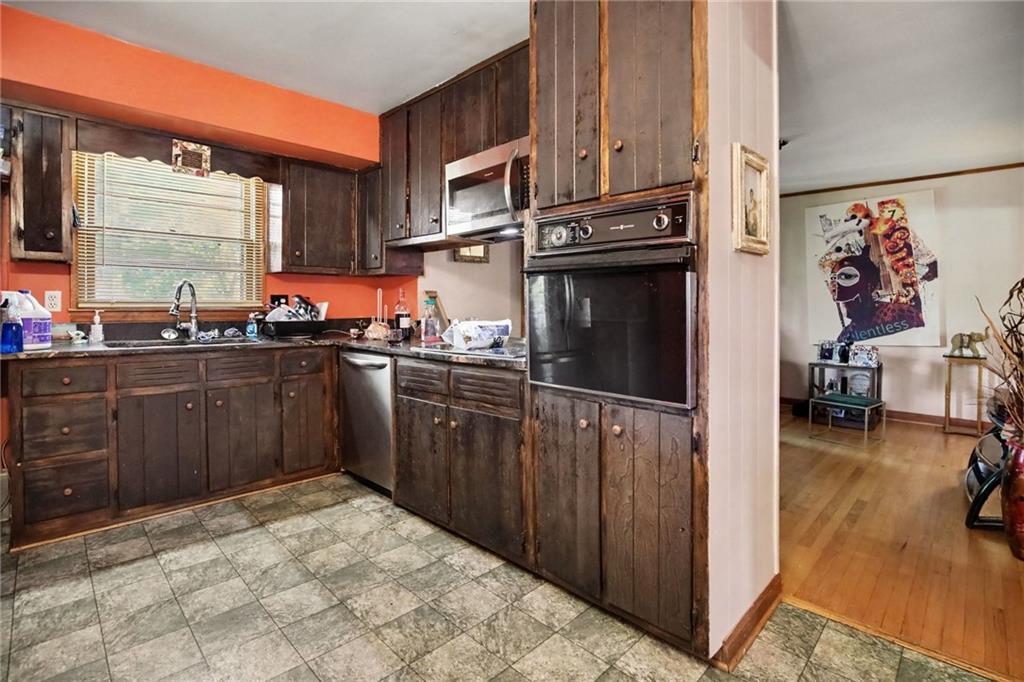 6065 Monica Drive Property Photo 14