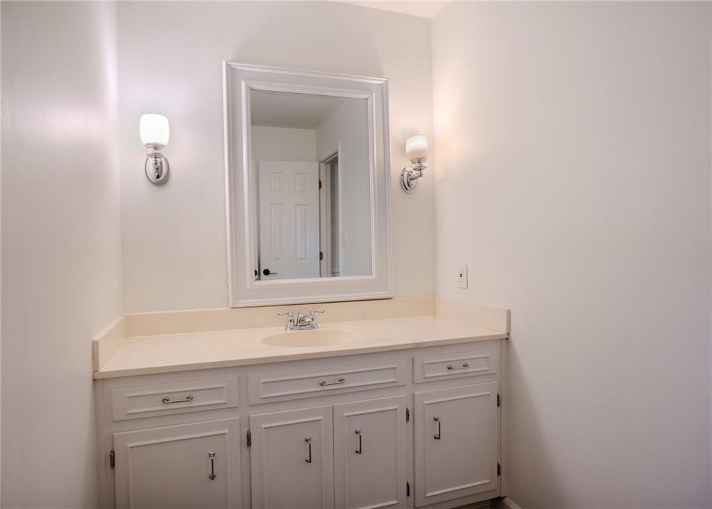 557 Daisy Nash Drive Sw Property Photo 17