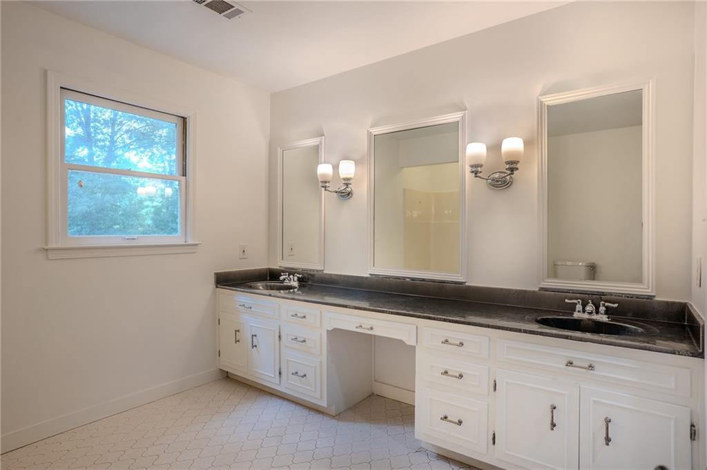 557 Daisy Nash Drive Sw Property Photo 19