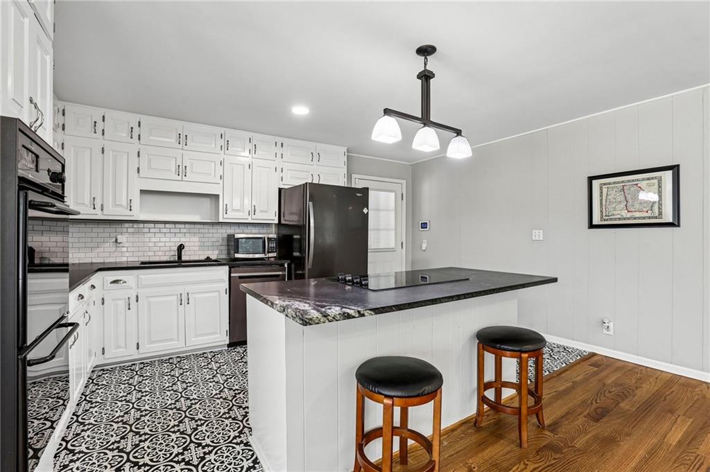 305 Oak Avenue Property Photo 11