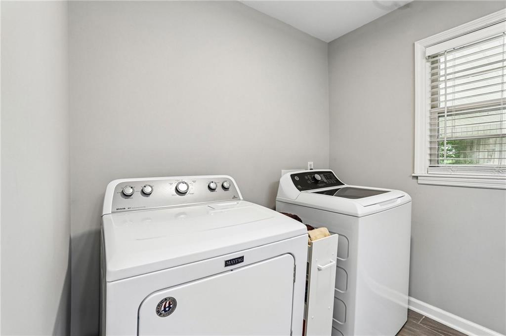305 Oak Avenue Property Photo 25