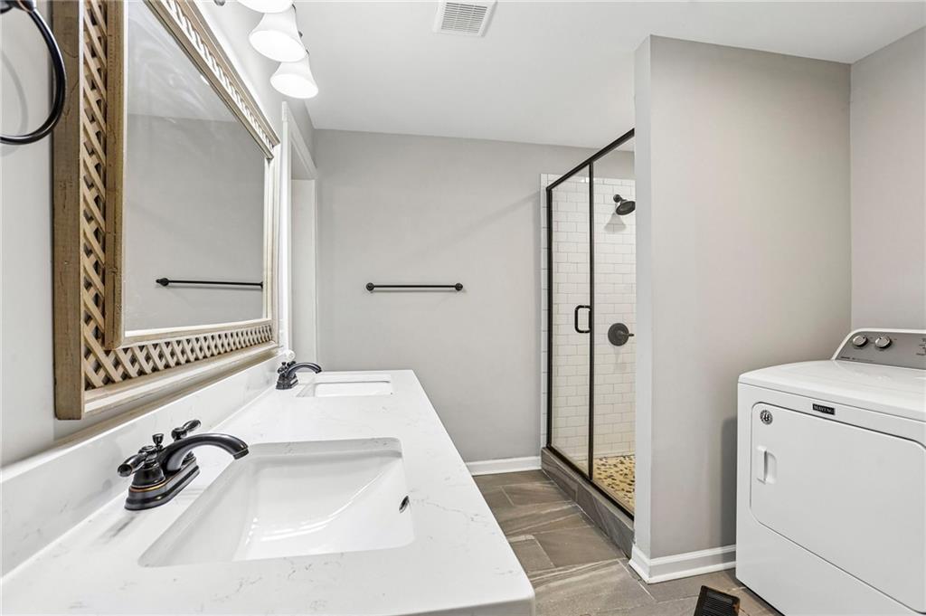 305 Oak Avenue Property Photo 26