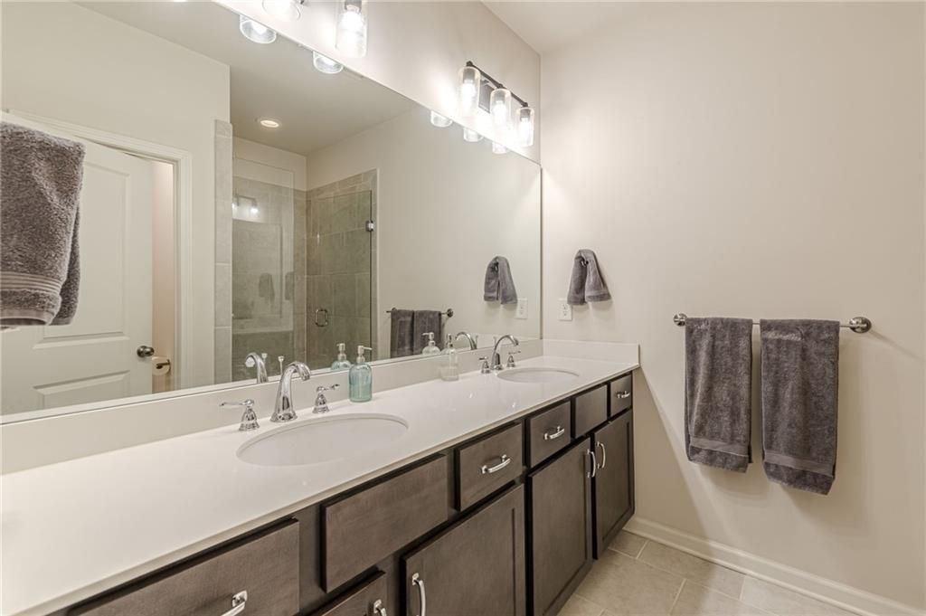 763 Dunlop Way Property Photo 26