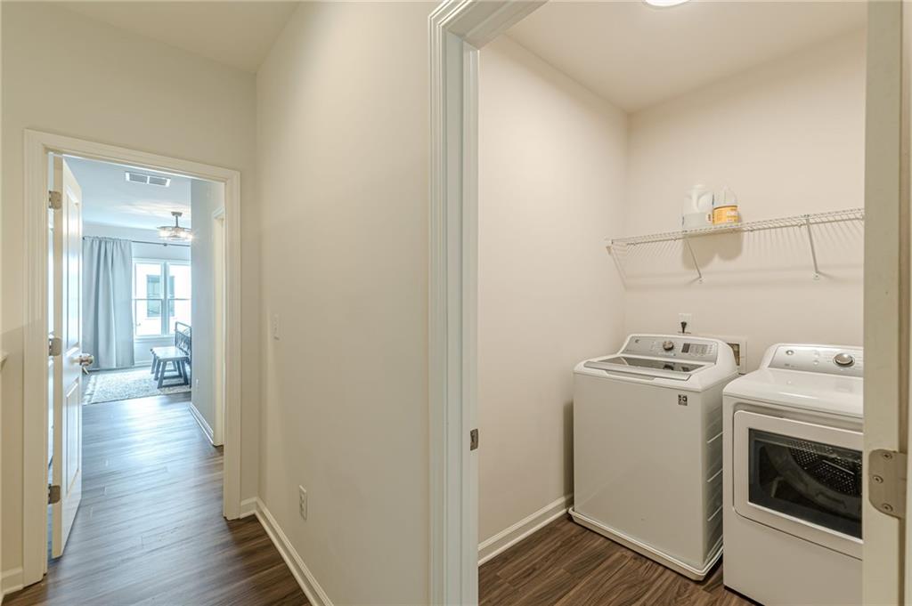 763 Dunlop Way Property Photo 34