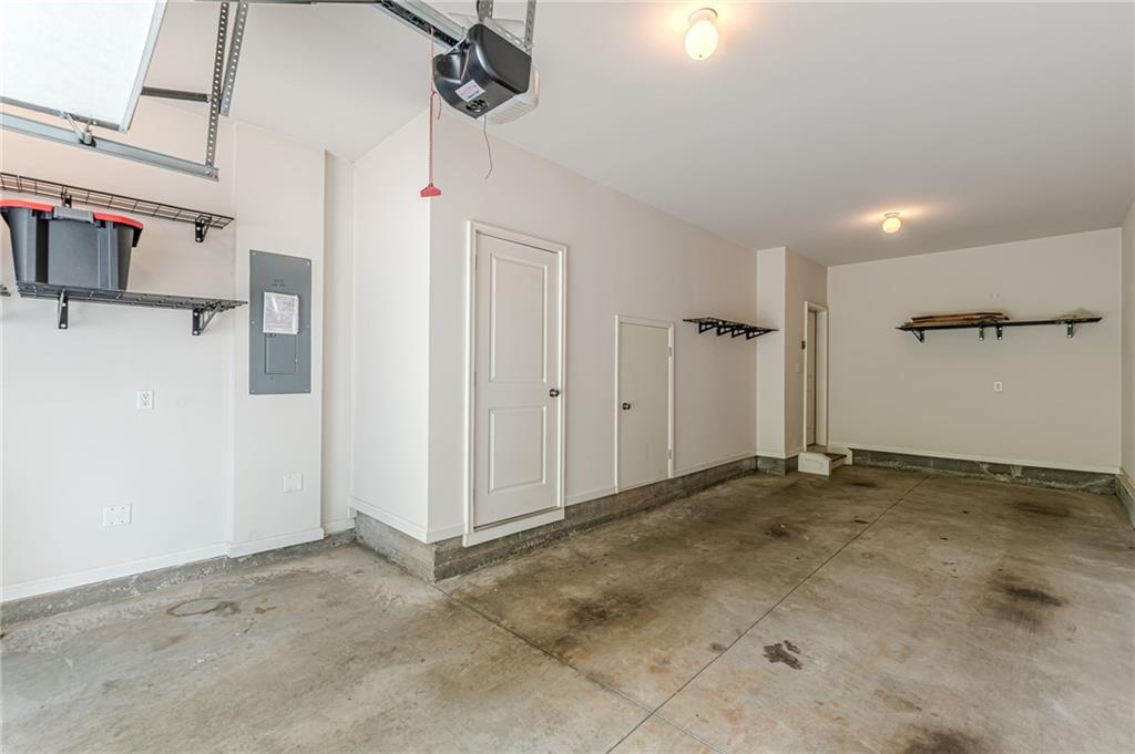 763 Dunlop Way Property Photo 40