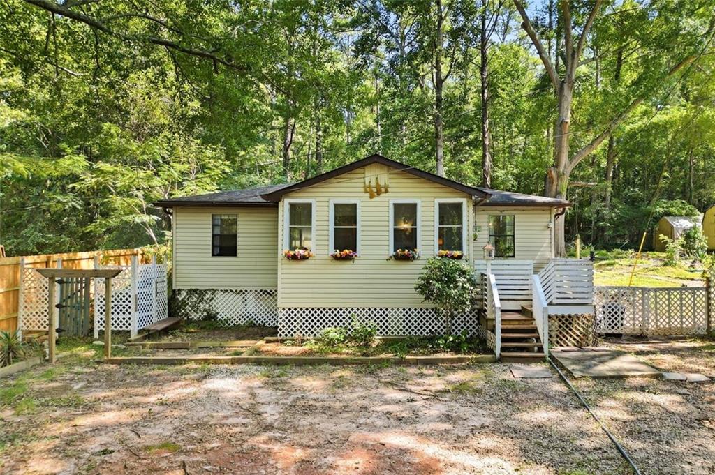 80 Belair Drive Property Photo 1