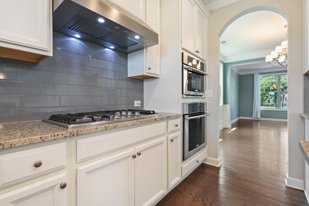 522 Rosemont Avenue Property Photo 8