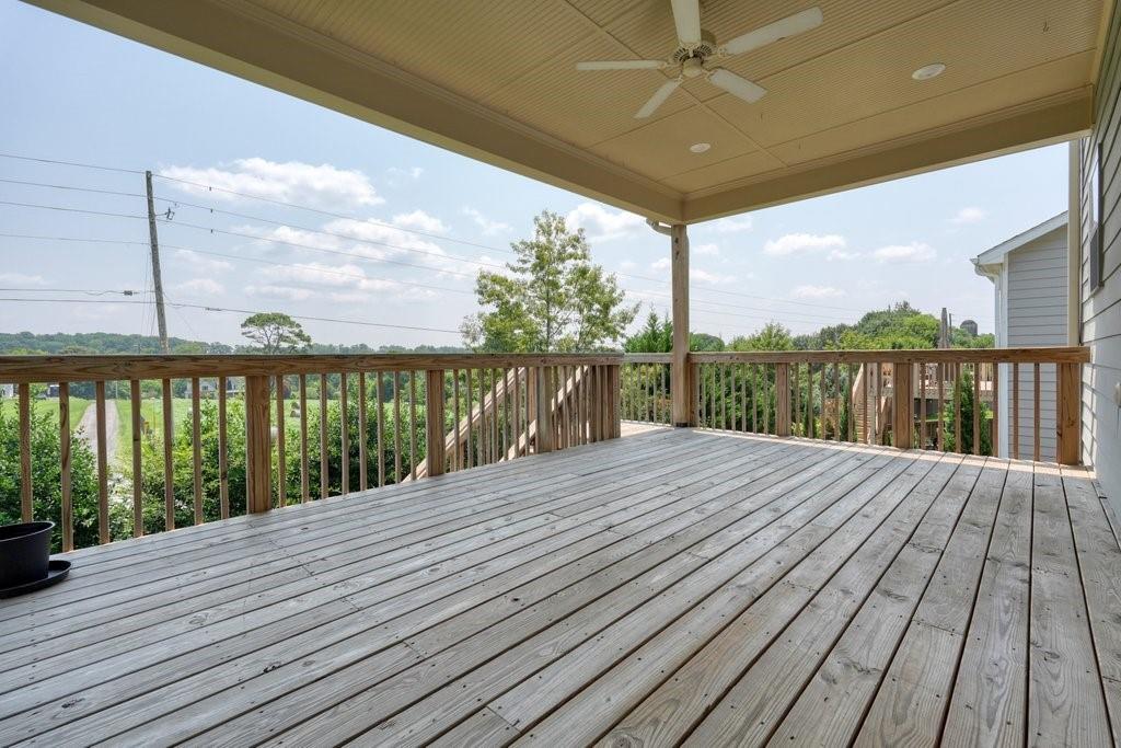 522 Rosemont Avenue Property Photo 31