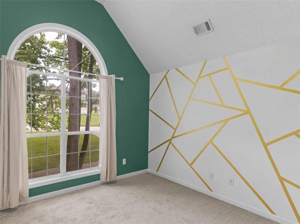 3055 Deerfield Way Property Photo 12
