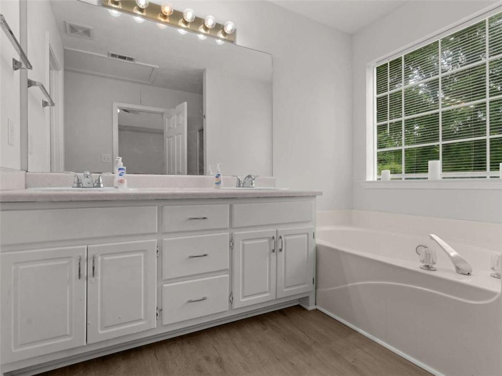 3055 Deerfield Way Property Photo 17