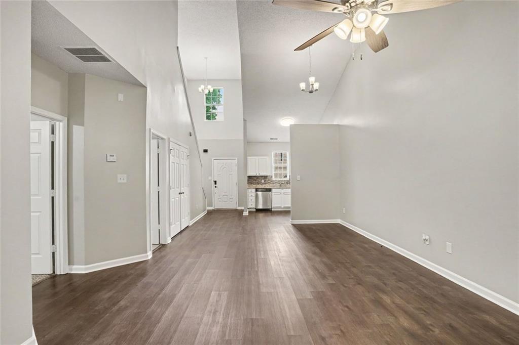 6655 Sunset Park Property Photo 3