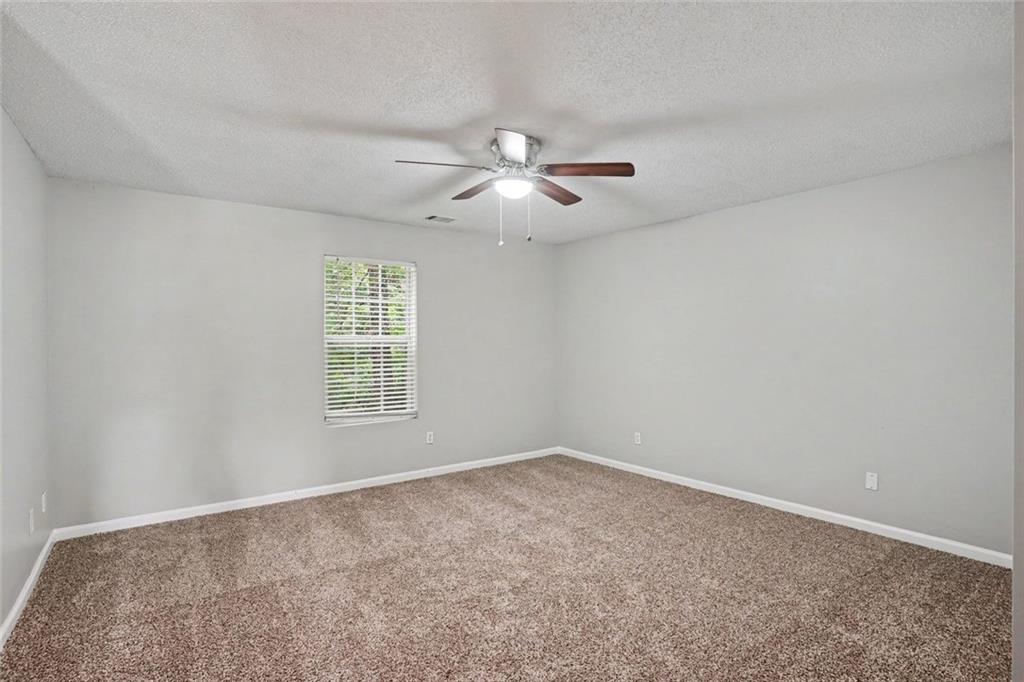 6655 Sunset Park Property Photo 11