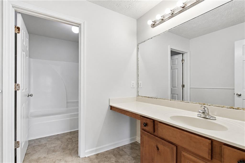 225 Avonlea Drive Property Photo 32