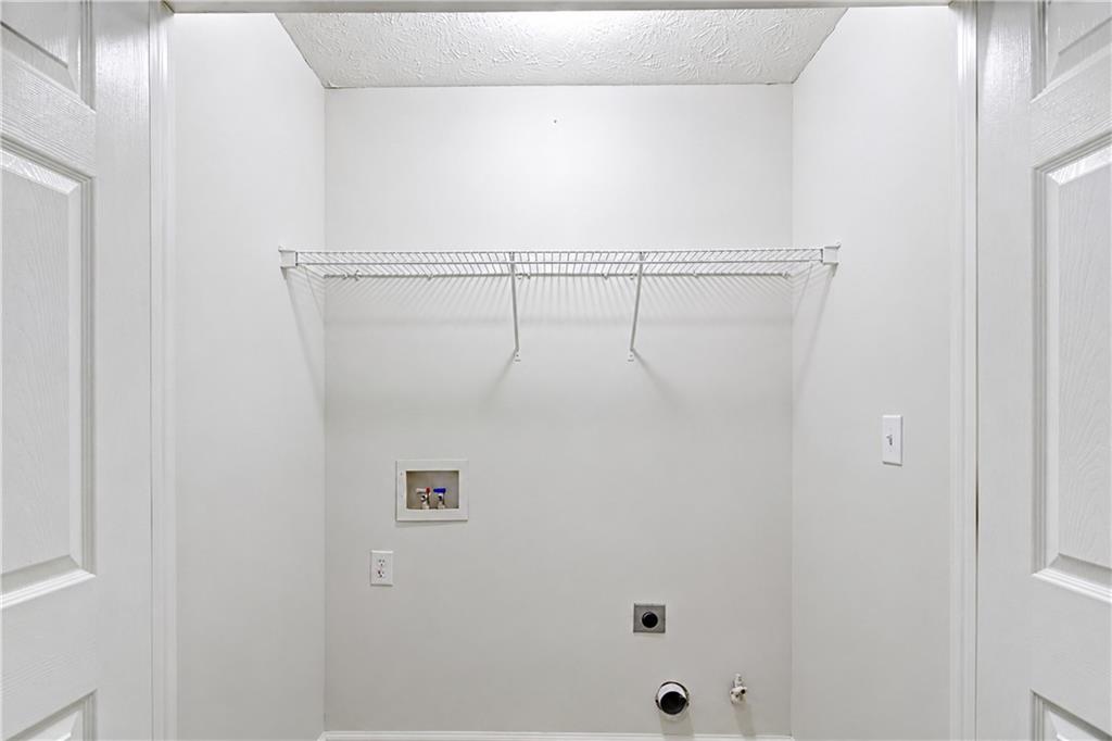 225 Avonlea Drive Property Photo 33