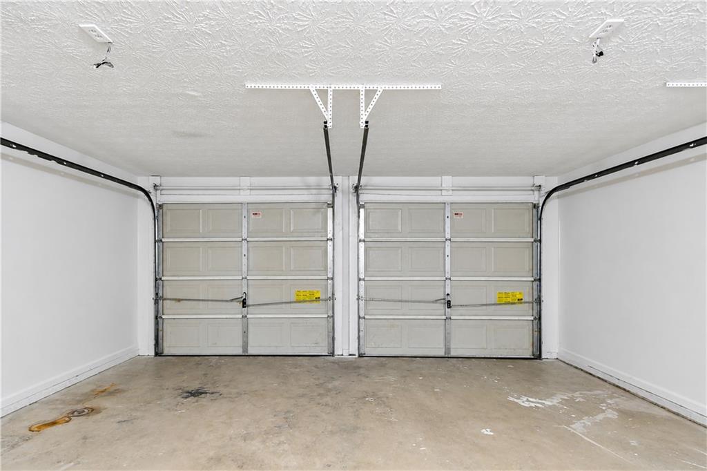 225 Avonlea Drive Property Photo 34