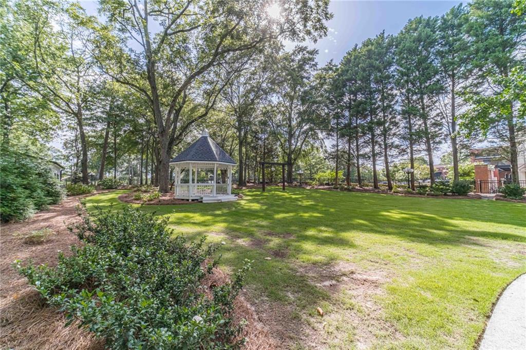 2037 Grayson Highway Property Photo 47