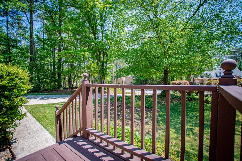 1385 Lakeview Parkway Property Photo 13