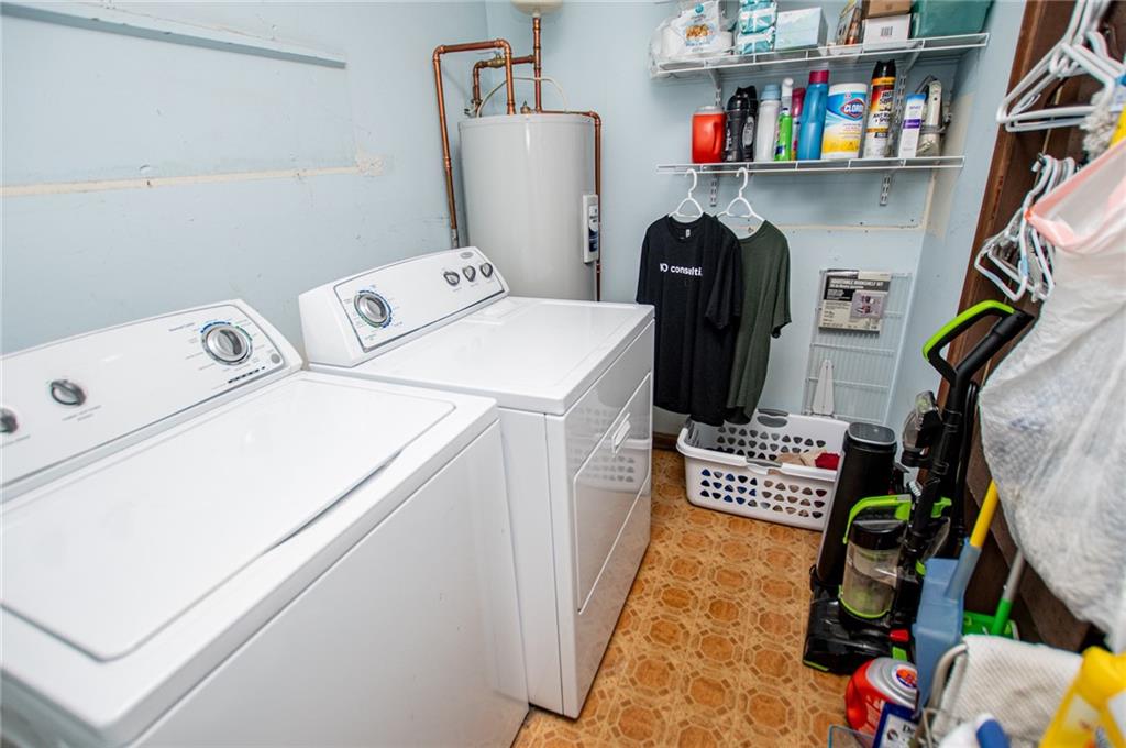 1385 Lakeview Parkway Property Photo 35
