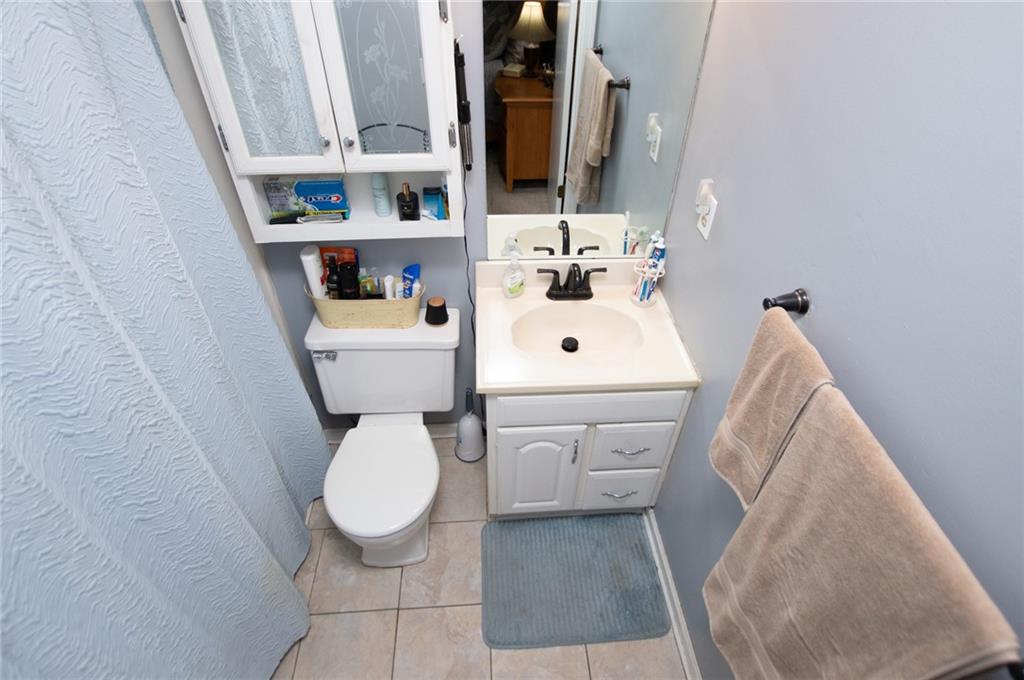 1385 Lakeview Parkway Property Photo 46