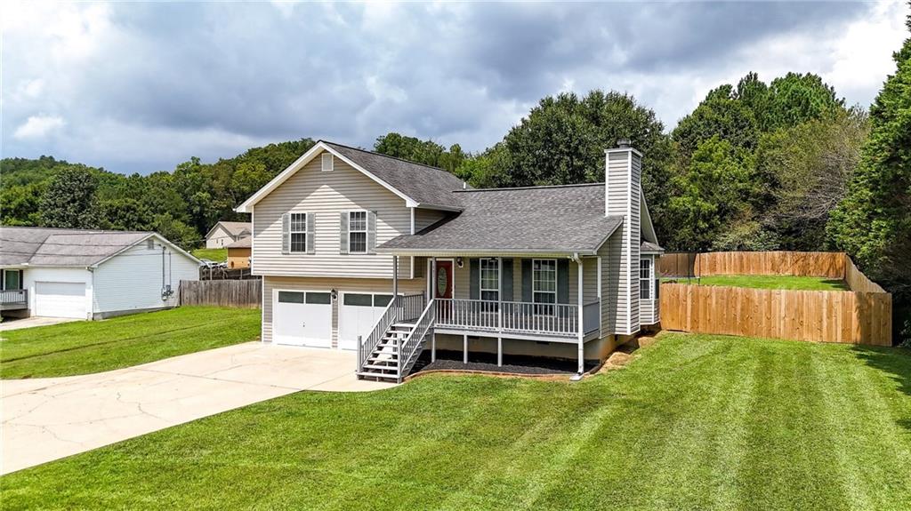 531 White River Road Property Photo 2