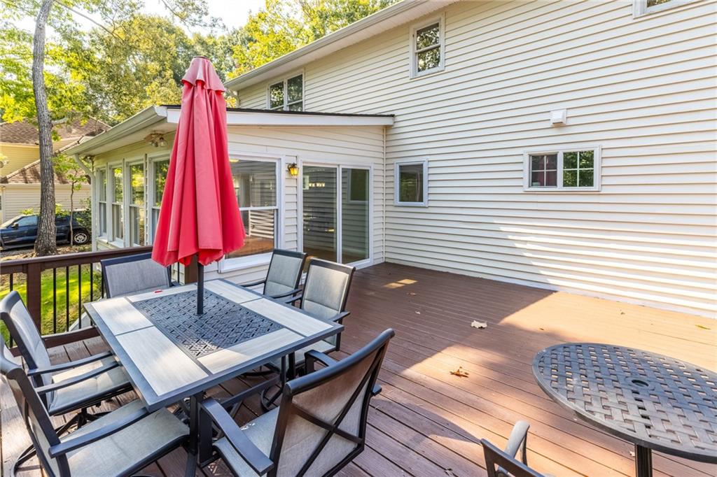 2527 Venture Circle Property Photo 12