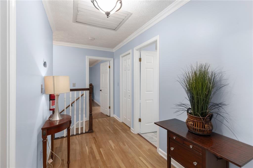 2527 Venture Circle Property Photo 28